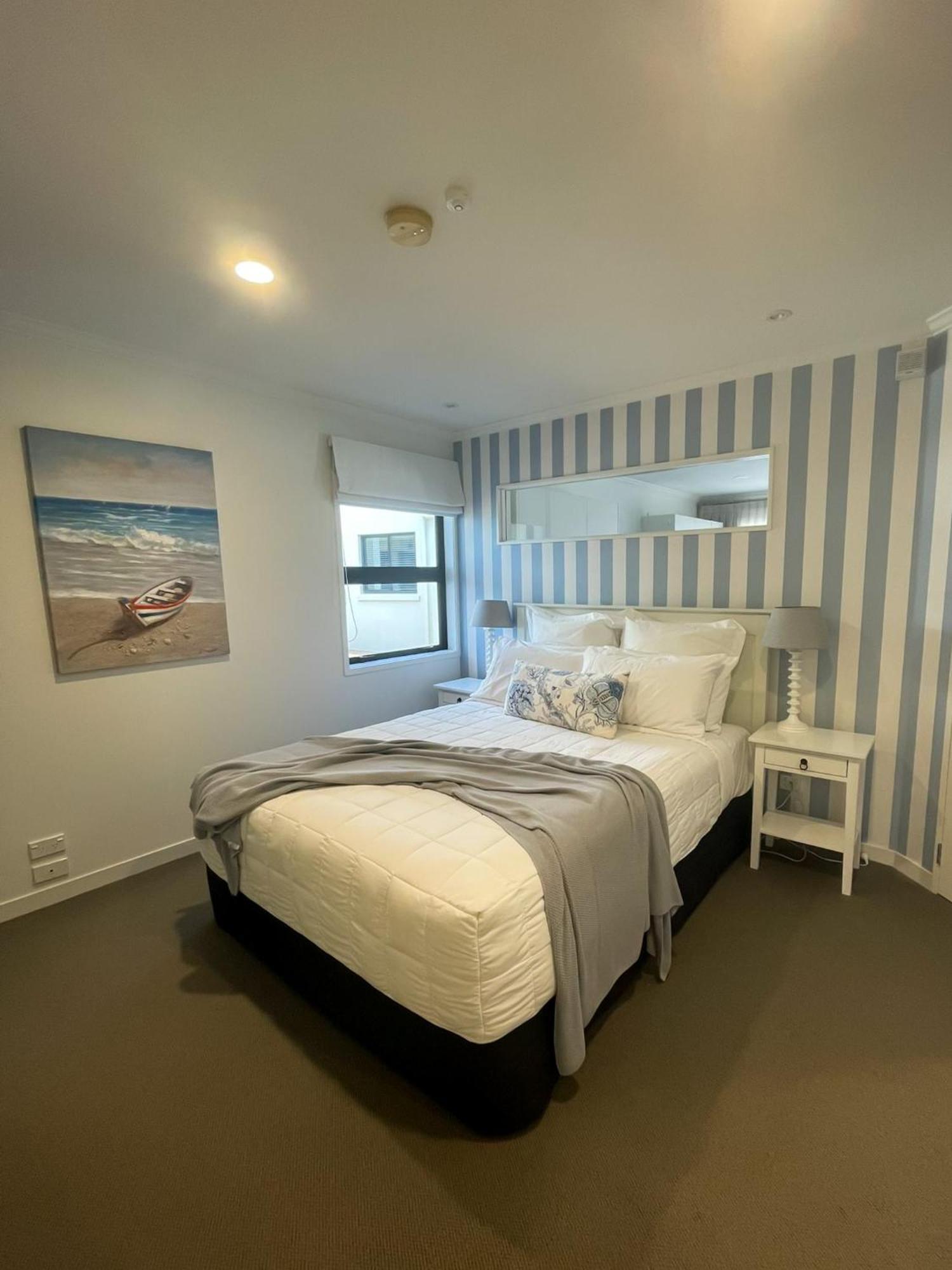 Ocean Breeze Resort 파우아뉴 외부 사진